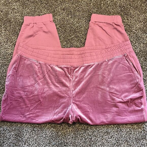 NWOT All Worthy Hunter McGrady Mixed Media Velvet Jogger - Picture 3 of 10